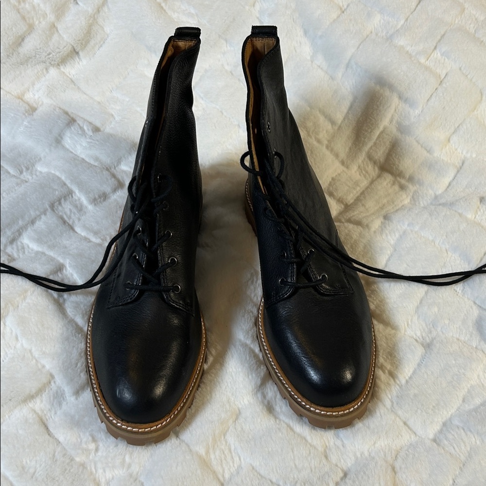 NWOB Madewell lace up combat boots size 10